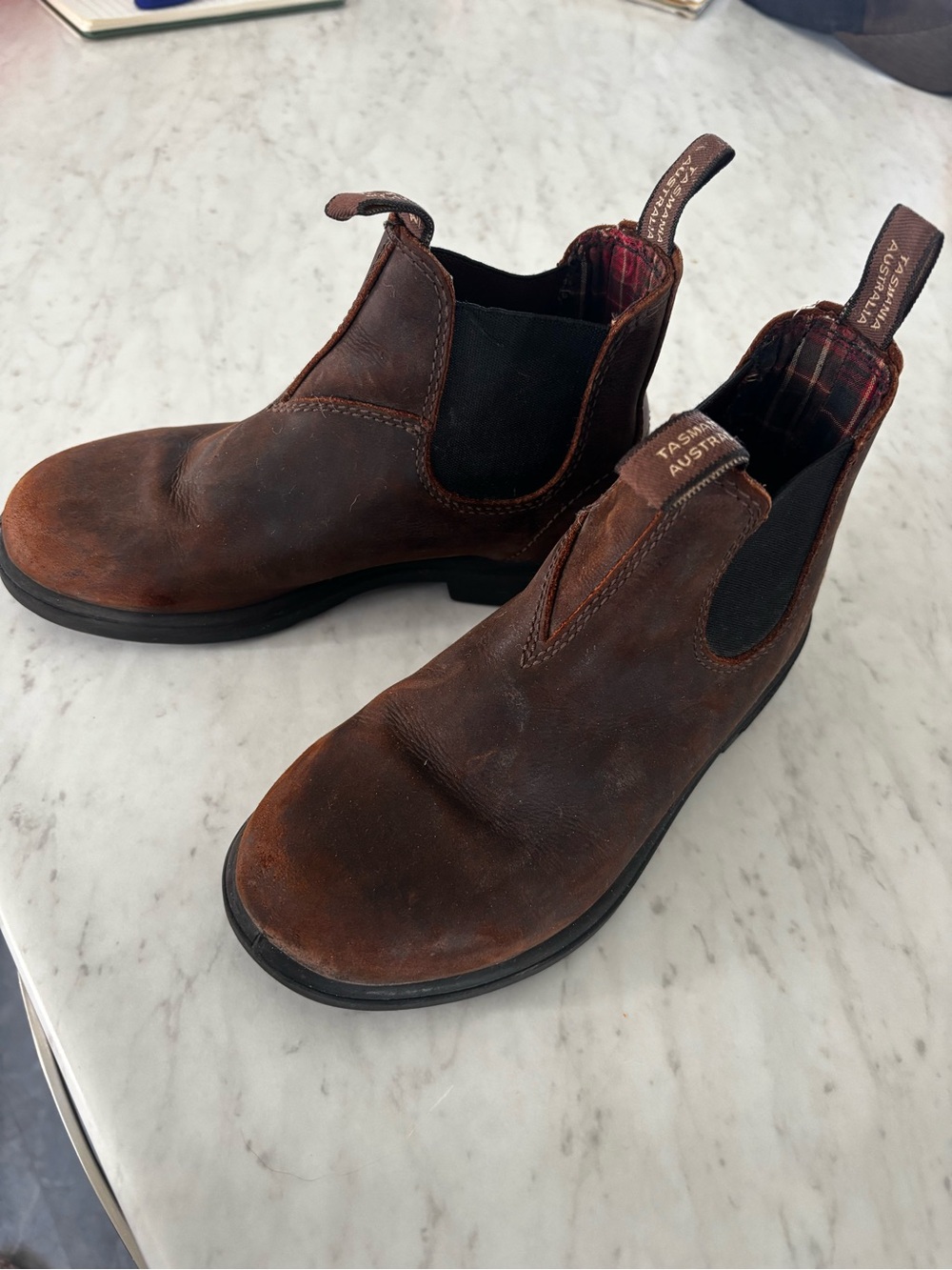 Blundstones - youth US size 3 AUS size 2